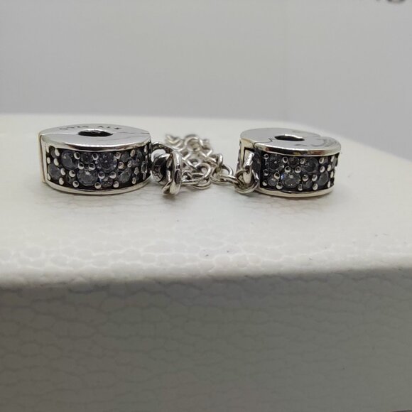 Pandora Pavé S925 Silver Safety Chain Charm - Picture 10 of 10